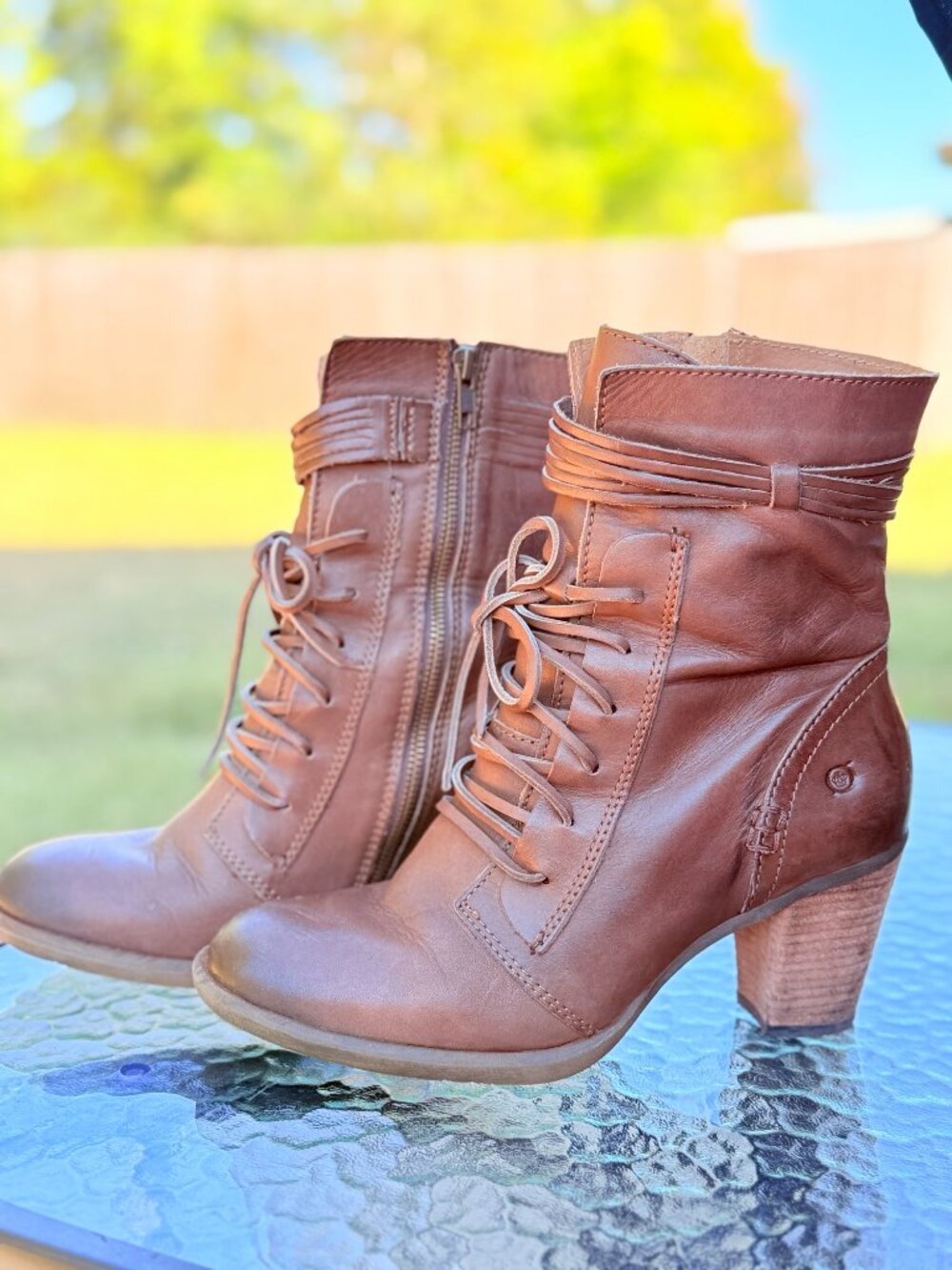 Born Womens 10 Brown Leather Lace Up Heel Boots Boho Western Moto Y2K 4350 - Picture 3 of 7